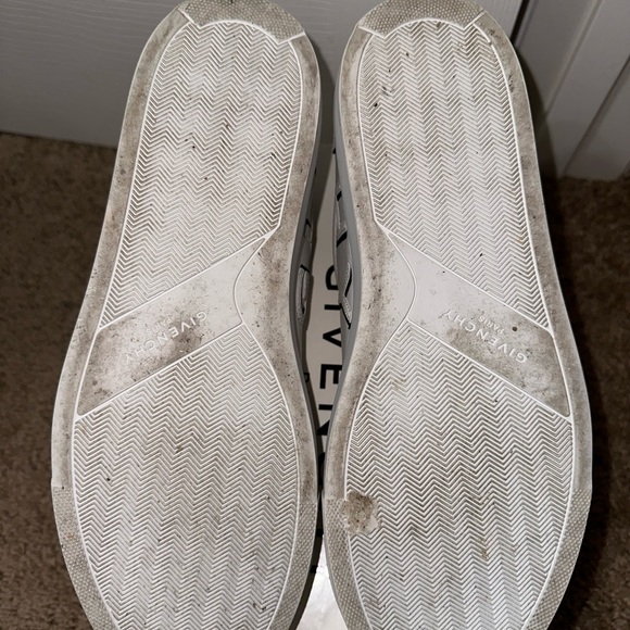 Givenchy sneakers - Picture 2 of 6